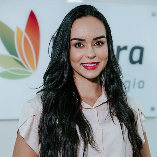 Dra Millenny Ferreira